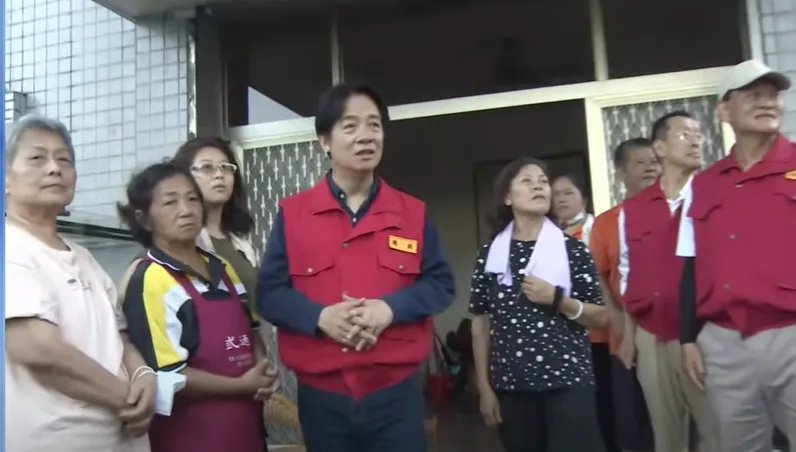 影/賴清德勘災遇男子狂嗆「擺拍喔！一定要有人暴斃嗎」
