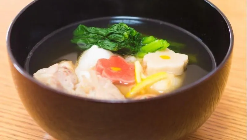 想瘦身不用餓！晚餐喝「雞絞肉燃脂湯」日醫：2週變輕盈
