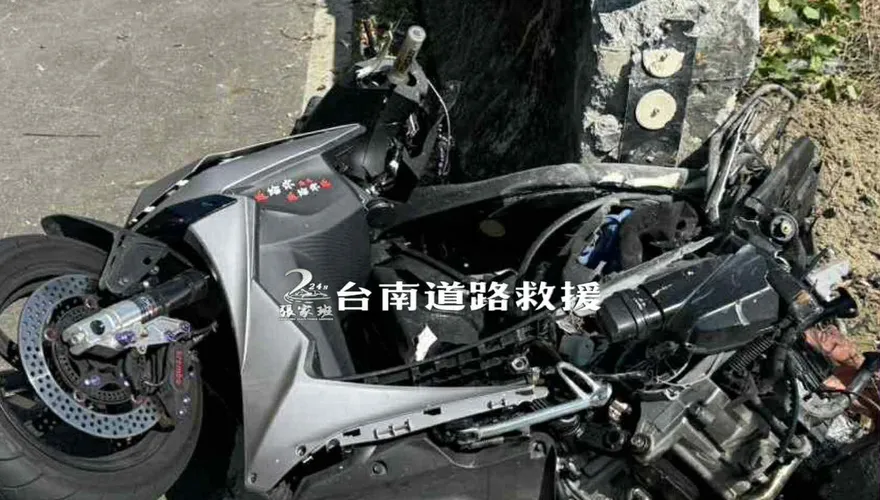 影/台南少年騎車跑山遭無照好友撞死！父慟：他是好孩子