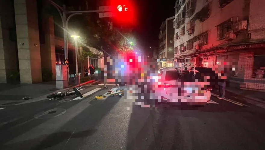 救不回來！北市電輔車撞轎車「15歲女搶救10天斷魂」
