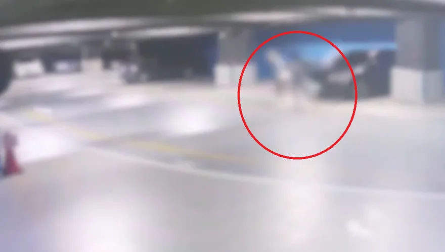 影/南港CITYLINK停車場爆砍人　19歲男看完電影中刀濺血