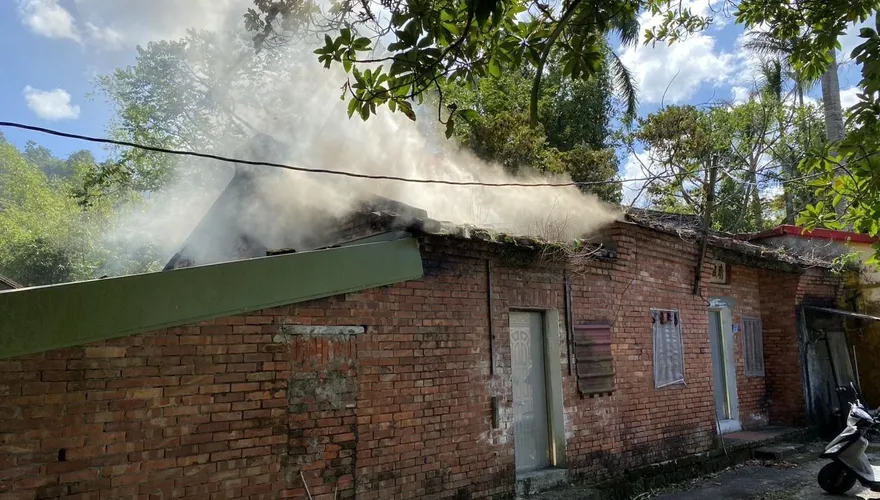 基隆七堵磚造老屋火警　男子遭磚瓦掩埋陳屍火場