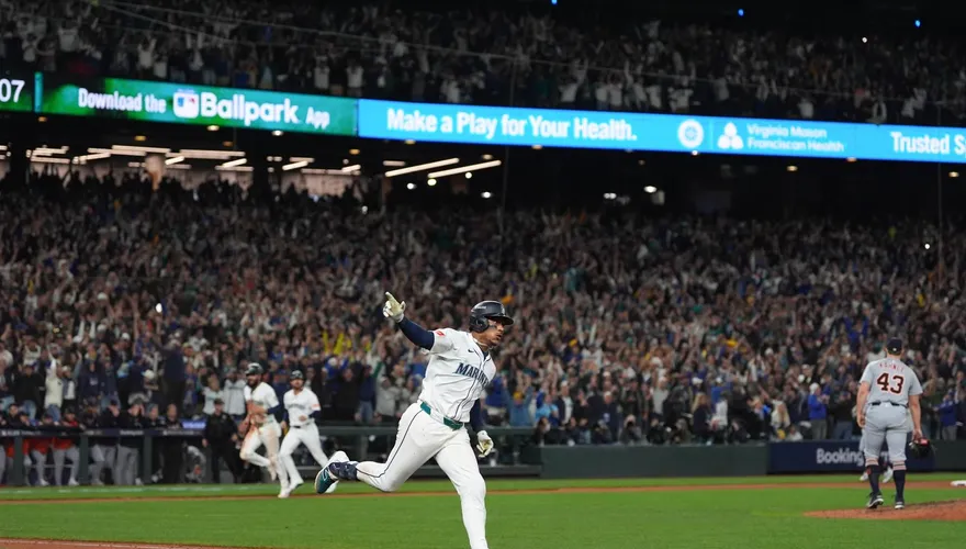 MLB/15局延長賽擊敗老虎晉級　水手克勞佛：謝天比賽結束了