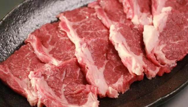 全脂牛奶、牛豬肉不再是禁忌！醫：體質影響膽固醇更大