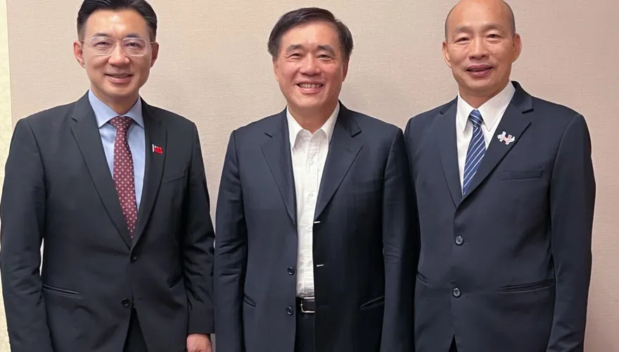 揭密同框韓江「饅頭問政」　郝龍斌：討論如何將戰力發揮到極致