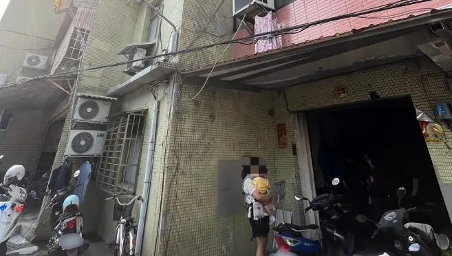 天花板突然崩塌！蘆洲少年遭砸中手腳釀傷　送醫幸無礙