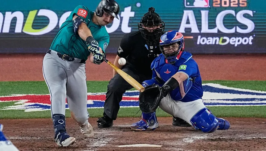 MLB/ 勞雷開轟扳平！水手暌違24年美聯冠軍賽首勝