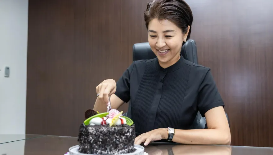 許淑華生日！小編祝「32年前18歲」　網友笑：該找工作了