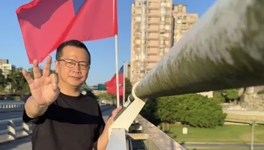收起倚天劍屠龍刀！羅智強：我選黨主席不是戰同志