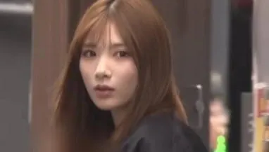涉脅迫員工下海！21歲女店員移送　網歪樓：女星級神顏