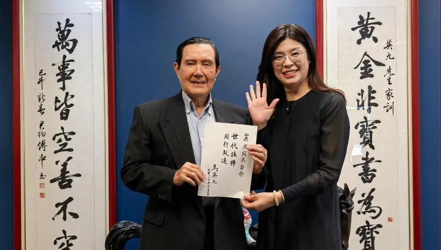 鄭麗文曝馬英九讚她「亞馬遜女戰神」：不要長這麼快
