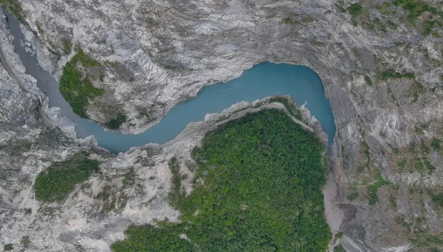 台8線靳珩隧道旁堰塞湖現蹤　民樂部落及東部電廠急撤