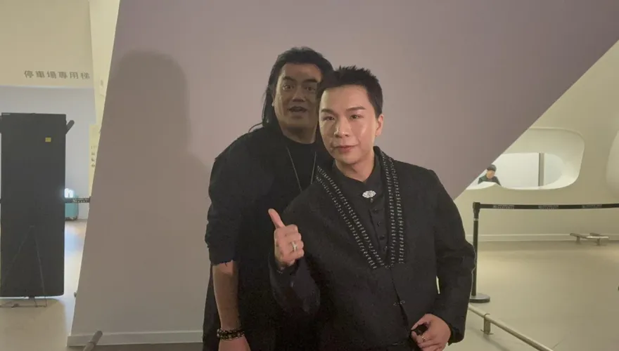 金鐘60/小S臨時缺席紅毯！　派翠克認「已見面」揭她現況
