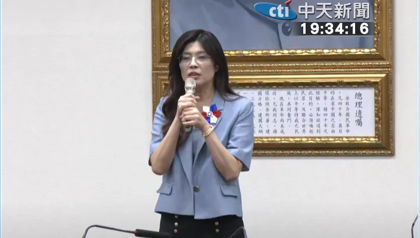 鄭麗文當選黨主席綠扯「因為盧秀燕不選」　精神科名醫打臉