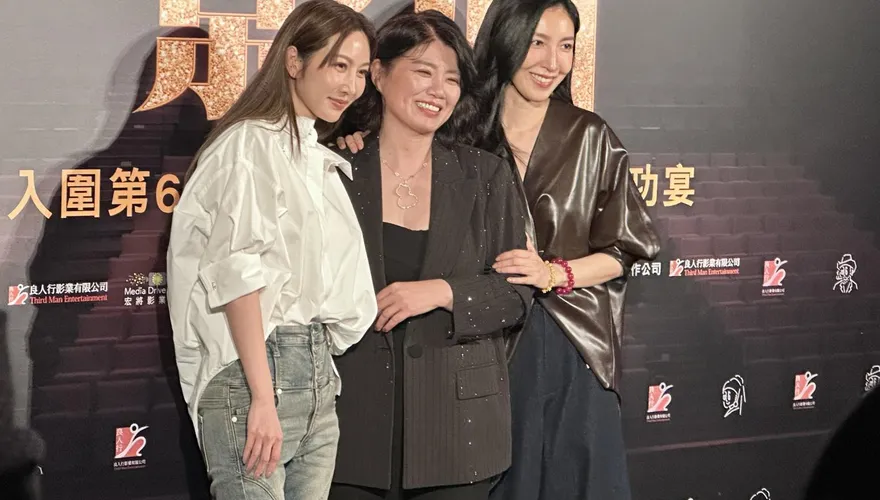 金鐘60/與柯佳嬿親嘴！楊謹華羞喊：觸感超好　曾莞婷忘cue媽