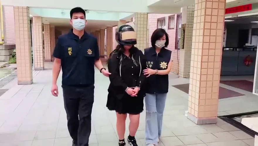 影/戀愛腦！豐腴女應「腦公」要求　帶伴手禮2千萬大麻花
