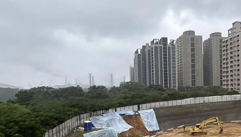 桃園連日豪雨！25億社宅工程局部崩塌　住宅處：無立即公安危害