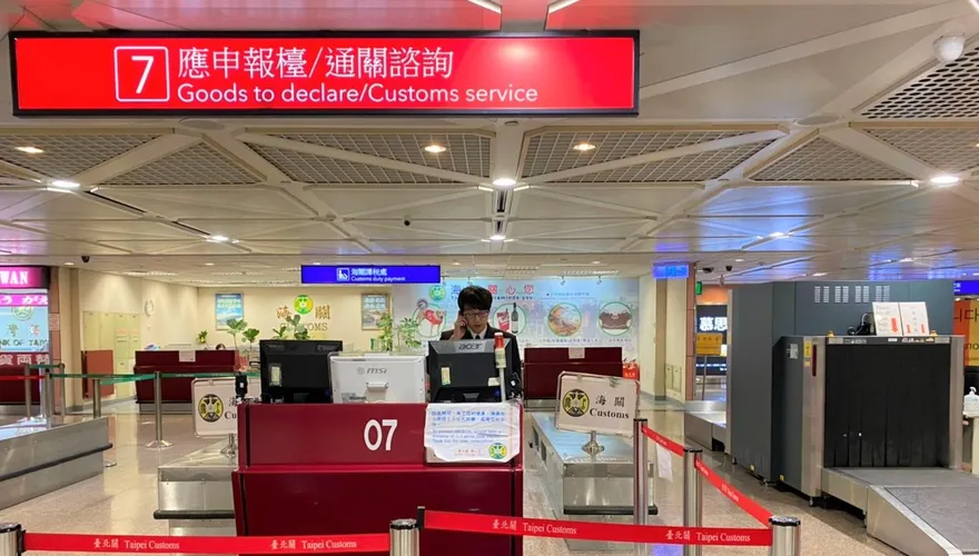 加熱菸下架羅生門？ 海關：輸入許可證及包裝序號無誤才放行