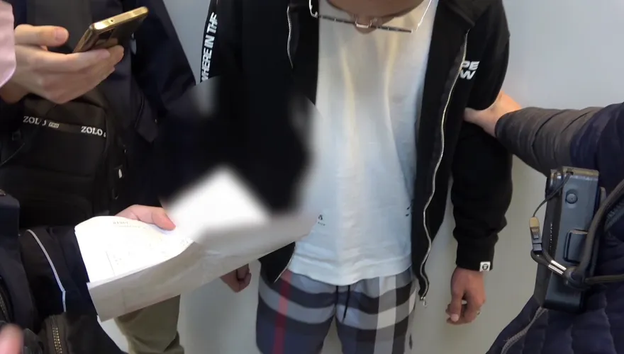 影/海巡、警合力查緝！桃園刺青男租車　後座起出克拉克手槍