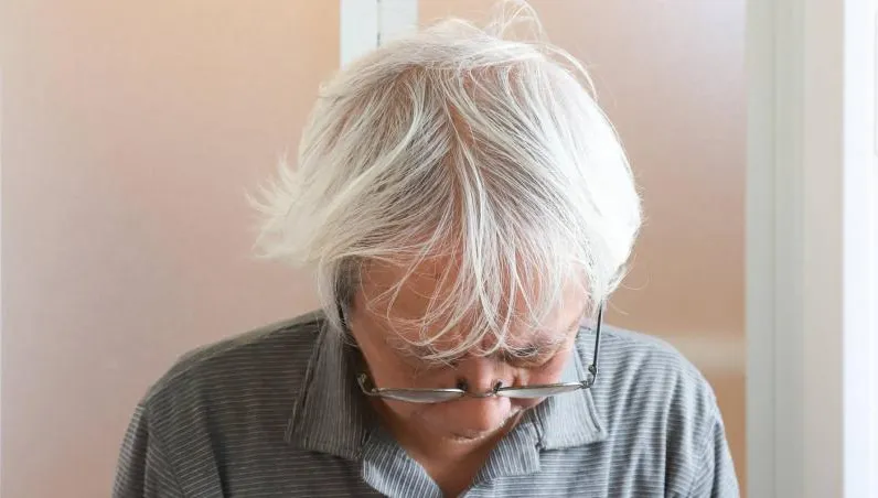 你的身體比嘴誠實！專家：壓力寫在血管與頭髮上