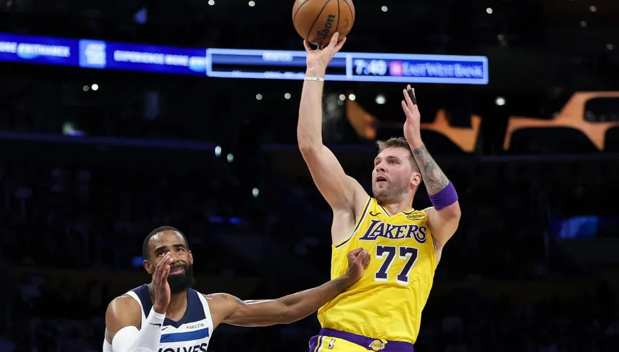 NBA/湖人完了？東契奇左手指受傷　恐缺席對國王之戰