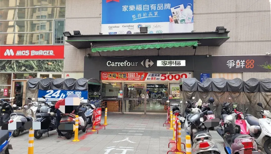 營運21年！家樂福青海店傳年底熄燈　在地人不捨