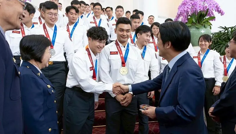 警消都是英勇的超人！賴清德：展現「台灣尚勇」的精神