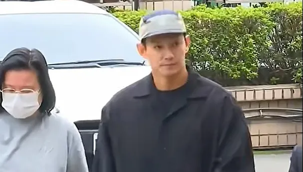 閃兵還有內幕！威廉、Teddy、黃博石爆「遭業者恐嚇」