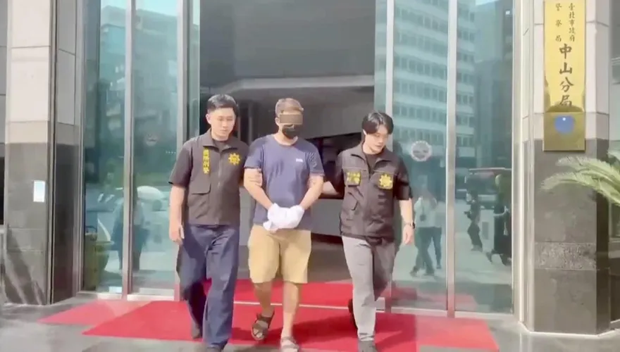 影/手機殼夾藏毒品跨境運毒　台馬警聯手逮太陽聯盟毒販