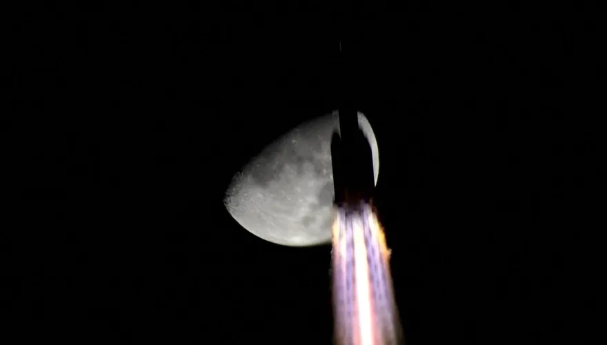 月箭同框！陸神舟21號成功發射　交會對接「3.5小時」史上最快