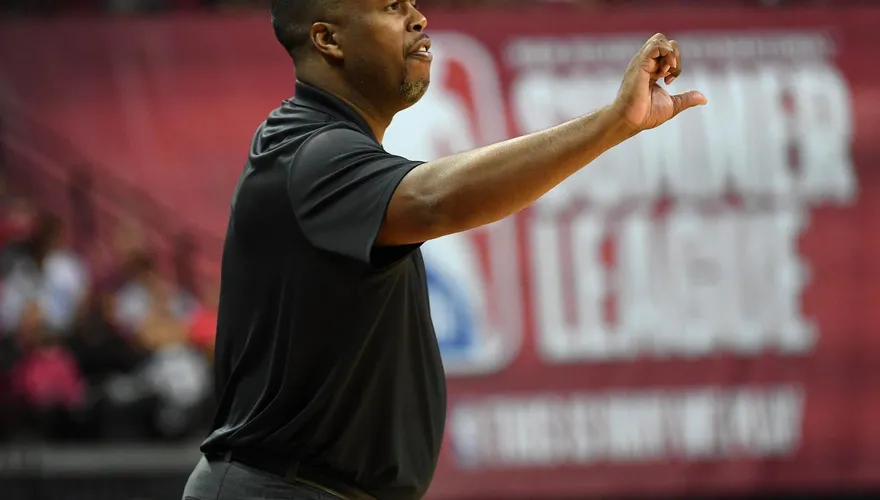 NBA/洩詹姆斯傷情涉非法賭博　前隊友瓊斯不認罪