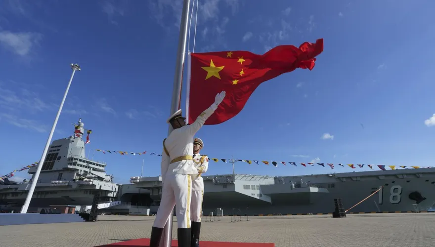 譚傳毅/福建艦成軍儀式的眉角很多