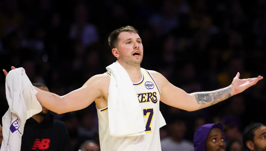 NBA/東契奇22分本季新低！湖人慘遭痛宰終止5連勝