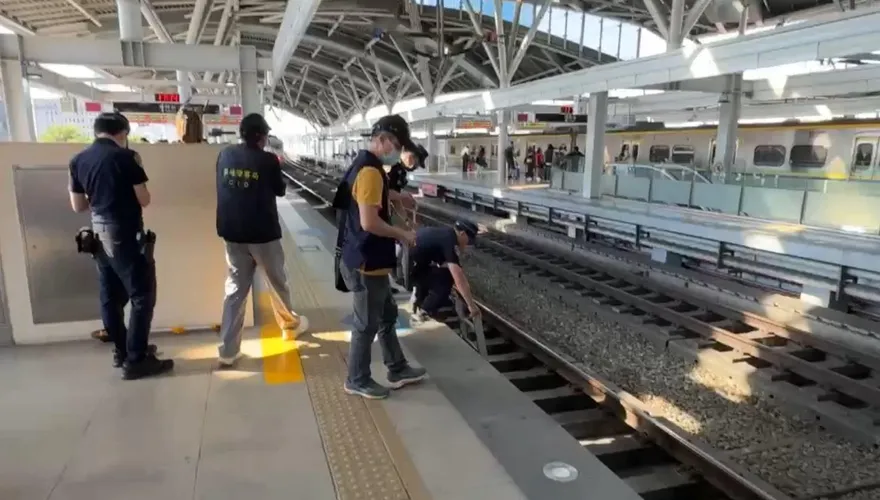 影/台鐵台中站7旬婦落軌　遭自強號撞上急送醫