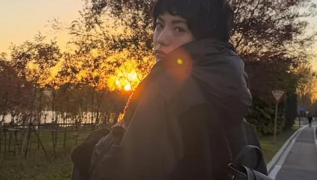 韓女星NANA遭歹徒入室搶劫反被告傷害　警：正當防衛不起訴
