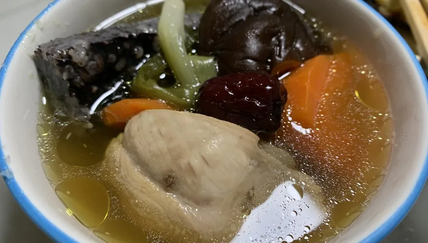 手腳冰冷被稱「現代林黛玉」？她靠藥膳調理改善體質