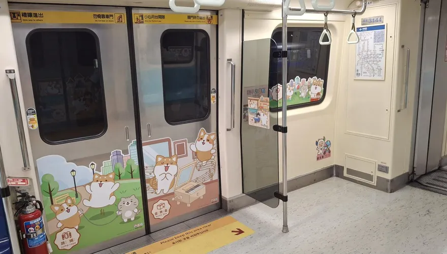 北捷板南線「空間優化列車」上線　估運能增加逾500人