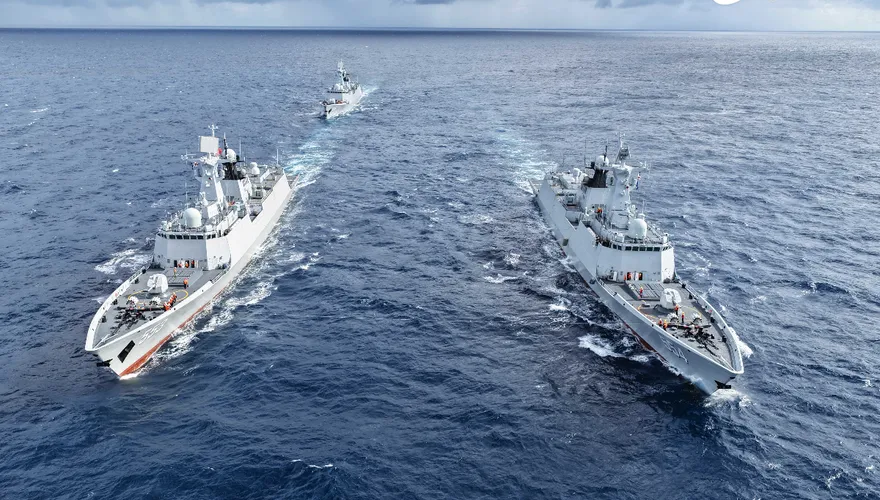美國宣布3500億元對台軍售　解放軍11艘艦艇徘徊台海