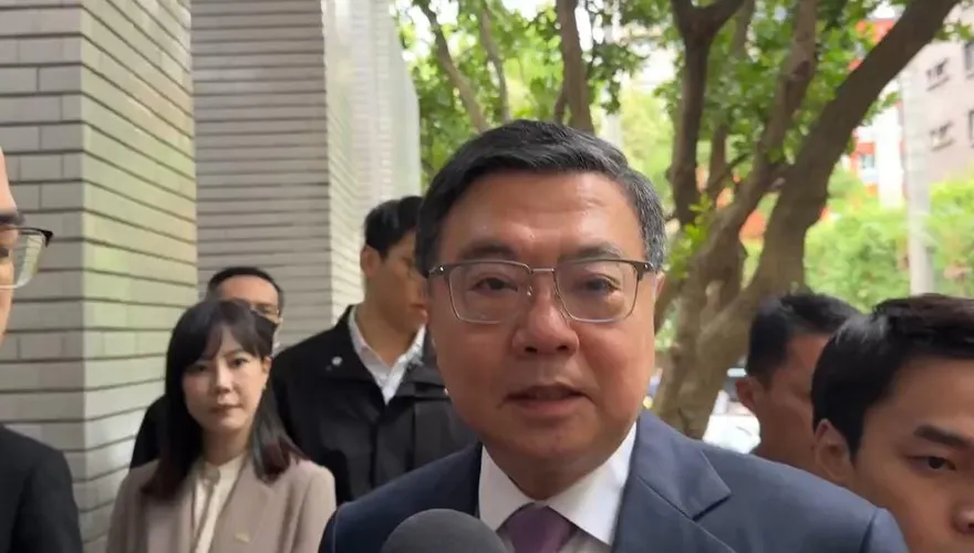 陸配任公職若不用放棄國籍　卓榮泰：會有雙重效忠問題
