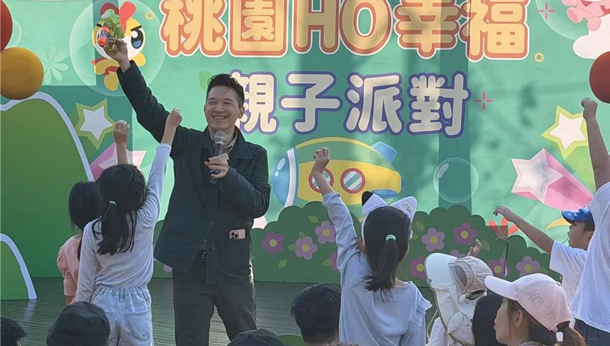 王世堅稱站台隨傳隨到　何志偉：我一定會有出息