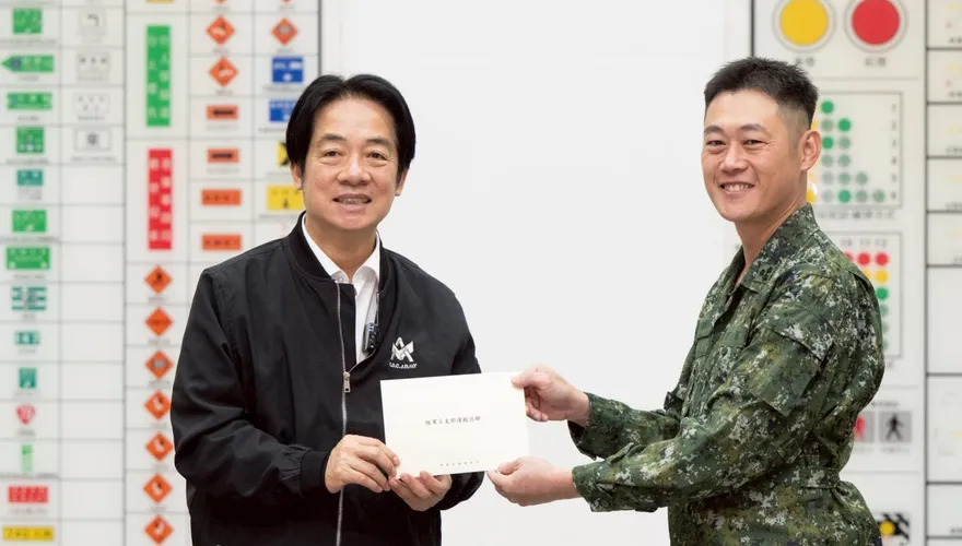 賴清德大讚國軍「迷彩超人」：國家危難時刻最堅強力量
