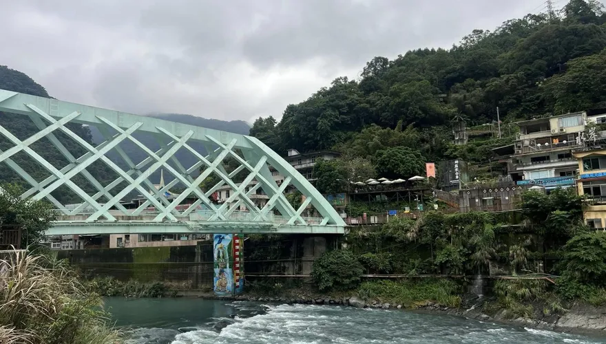 烏來老街被批「像貧民窟」 　網嘆好牌打爛：國旅敗筆