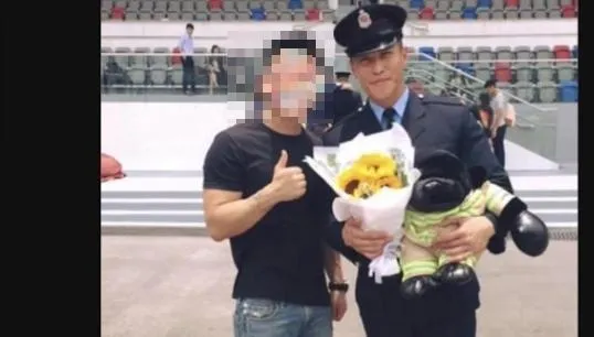 港殉職消防員何偉豪曾任機場特警　同袍悲慟哀悼：收工了