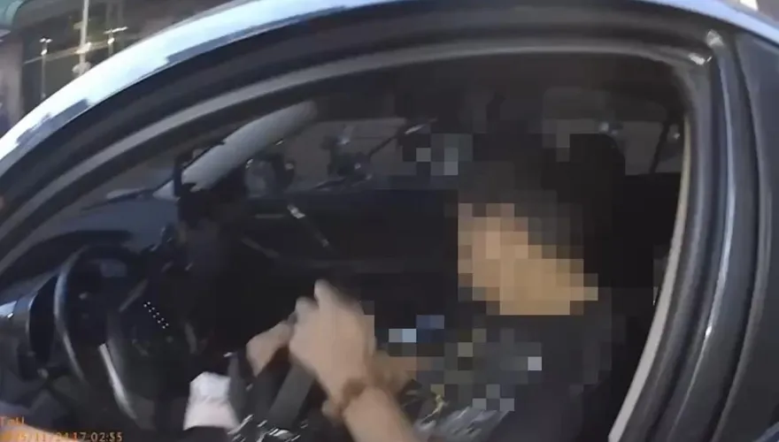 影/新北男開車搖晃沒打方向燈　唾液快篩驗出毒駕送辦
