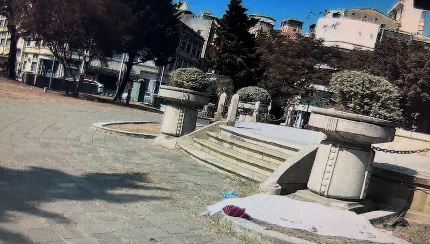 救不回來！台南湯德章紀念公園男遊民暴斃