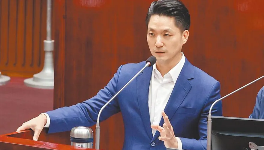 蔣萬安轟民進黨禁小紅書變「共產黨」！劉世芳：台灣沒有共產黨