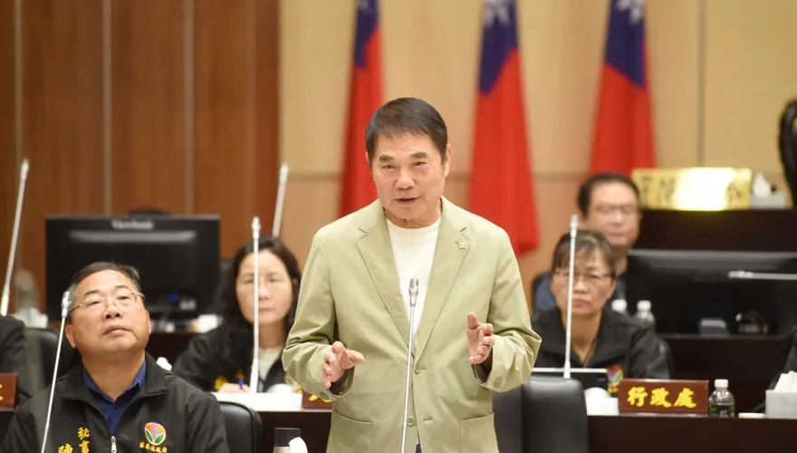 鍾東錦出招了！向優秀企業家重大喊話