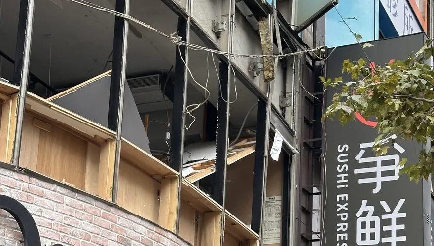 影/新北定食8府中店氣爆！　業者：會持續慰問傷者