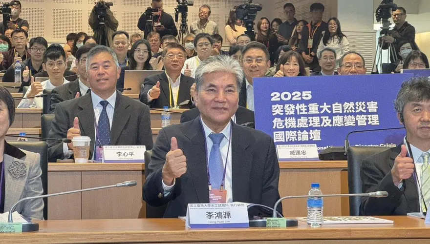 詐團冒名問「投資港股助智庫」 李鴻源急提醒：切勿上當