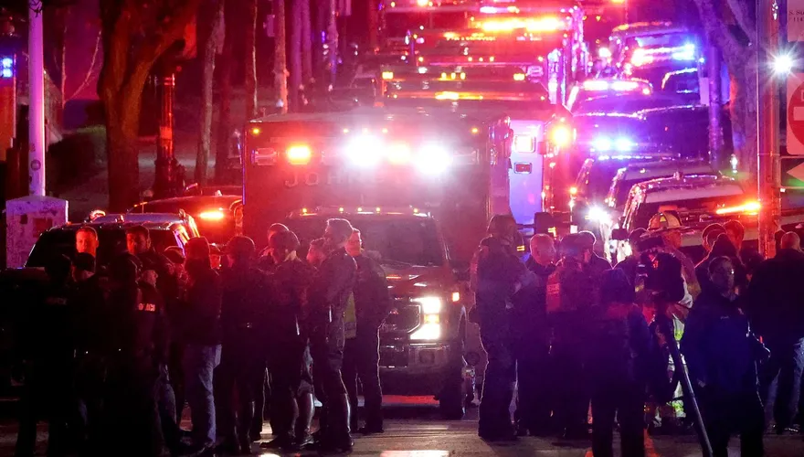 布朗大學槍擊釀2死8傷！大批警力搜捕在逃槍手　川普：為死傷者祈禱